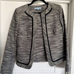 Antonio Melani Suit sz 6 NWT